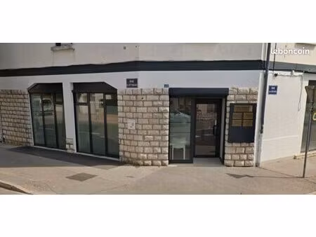 local de 16 m2 pour professions paramédicales à louer