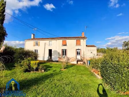 vente maison à la caillère-saint-hilaire (85410) : à vendre / 204m² la caillère-saint-hila
