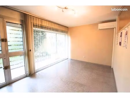 local commercial 49 m² saint-maur-des-fossés