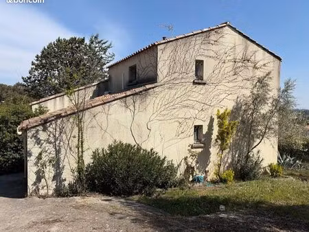 villa 110m2 sur parcelle 935m2 avec piscine