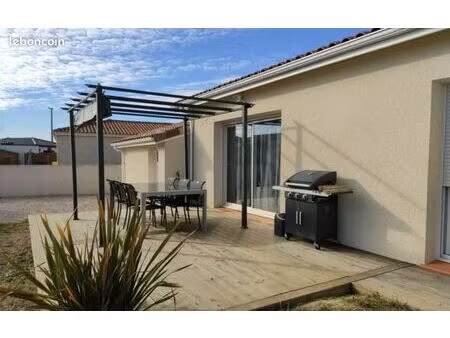 villa 4 pièces 90 m²
