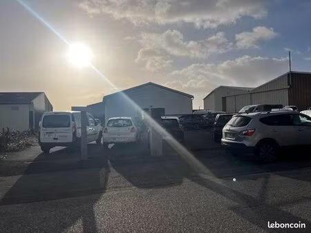 local 180 m² lannilis