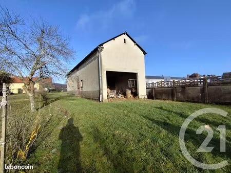 maison 1 pièce 90 m²