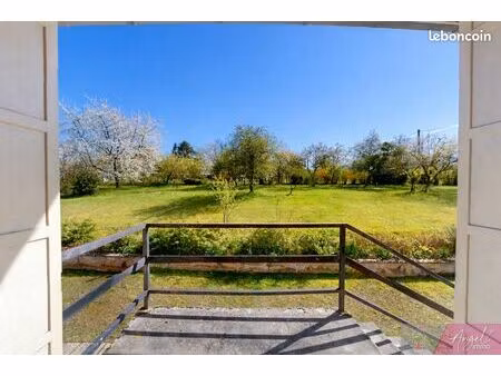 propriété 6 pièces 142 m²