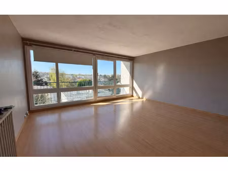 location appartement  60.31 m² t-3 à bois-d'arcy  1 380 €
