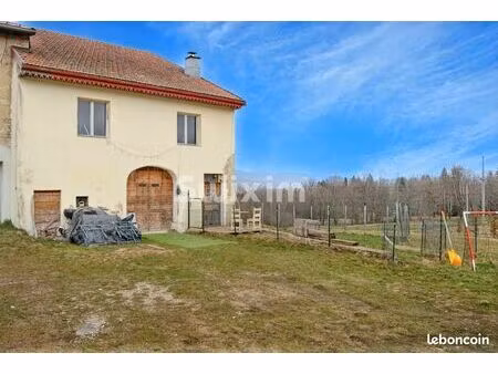 ferme 5 pièces 80 m²