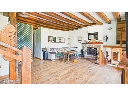maison 5 pièces 136 m²
