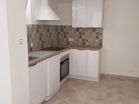 maison a louer a saint epain