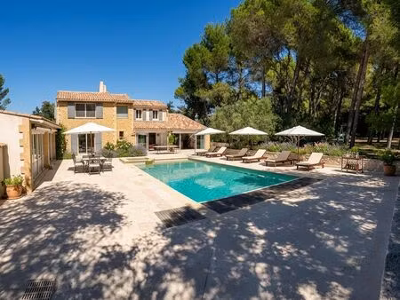 domaine d'exception à pujaut/villeneuve-lès-avignon