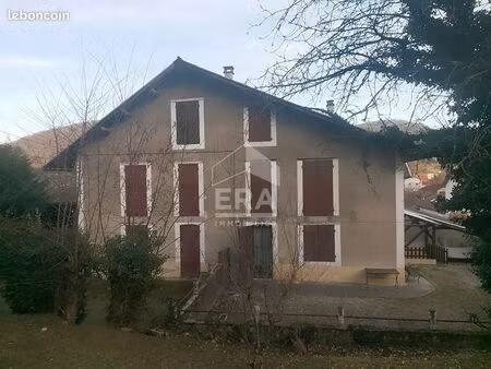 maison 10 pièces 178 m²