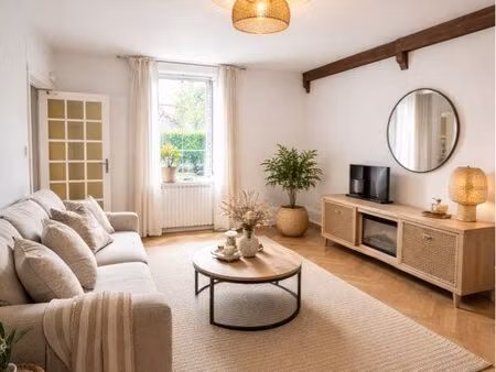 maison avec extérieur