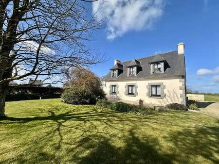 vente maison à ploëzal (22260) : à vendre / 131m² ploëzal