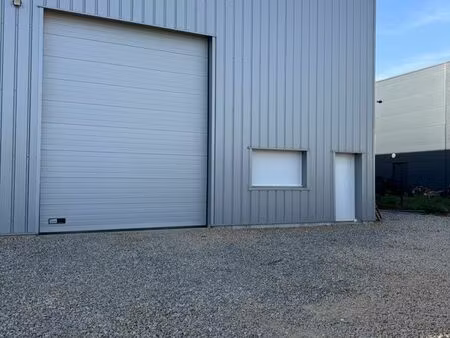 local d’activité 190m2/quimperle villeneuve braouic /acces pl/parking 300m2