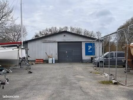 local 240 m² gouesnach