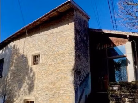 vente | maison | 5p | 3ch | 79 m² | crémieu | expo sud-est | terrasse · jardin