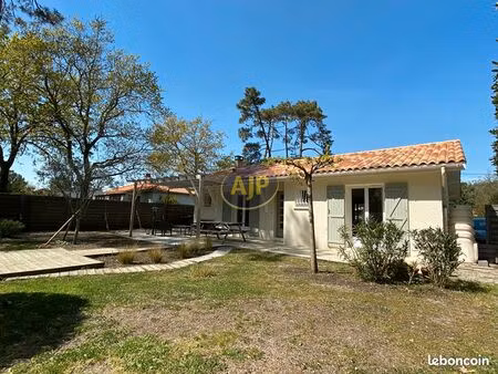 villa 4 pièces 95 m²