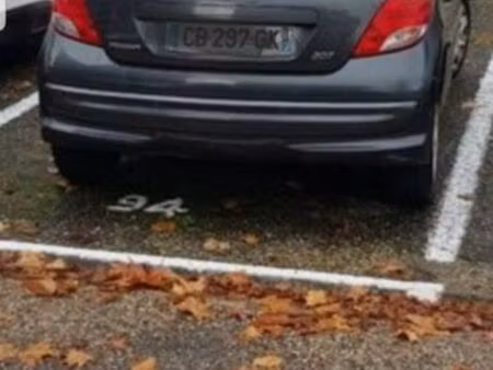 parking dans résidence proche tram mérignac