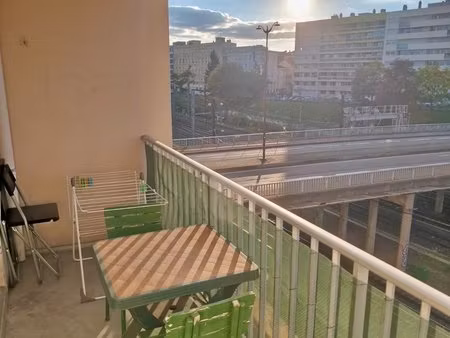 metz sablon – appartement 1 piece + box – 26 m²
