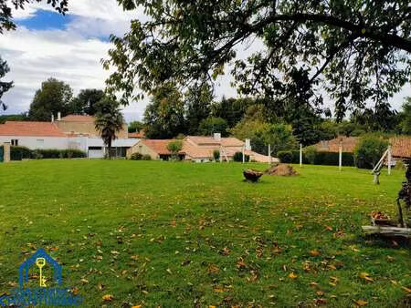 vente maison à la caillère-saint-hilaire (85410) : à vendre / 85m² la caillère-saint-hilai