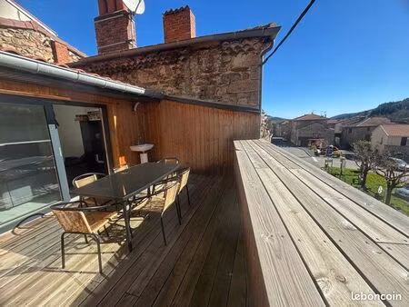 maison de village rénovée avec terrasse