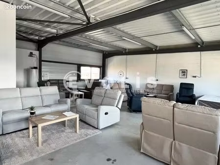 local commercial 200 m²