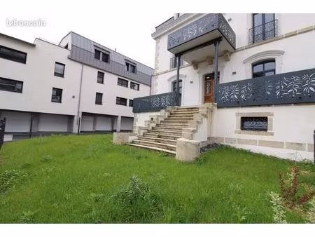 appartement 3 pièces 69 m²