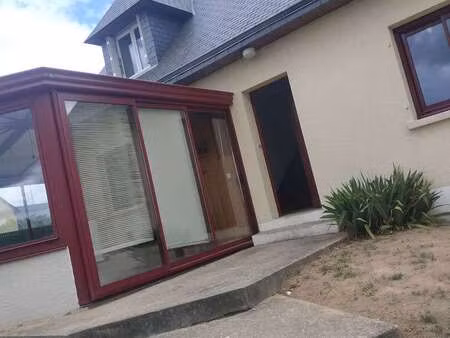 location maison à montreuil-le-gast (35520) : à louer / 115m² montreuil-le-gast