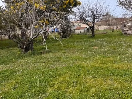 terrain 809 m² genissac