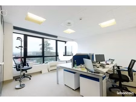 bureau 262 m²