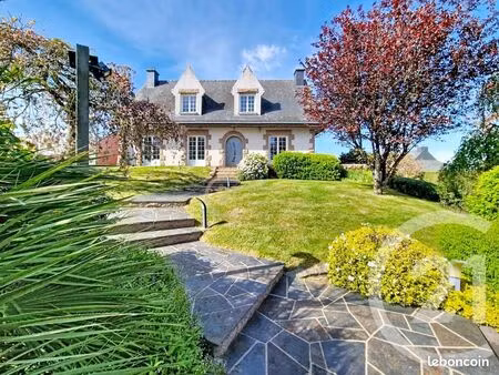 maison 7 pièces 165 m²