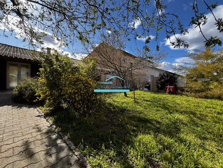 maison 5 pièces 160 m²