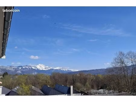 t2 rare à poisy – terrasse plein sud  vue sur la tournette  prestations haut de gamme  par