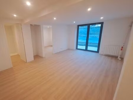 bureau/local commercial