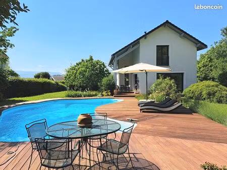 maison 5 pièces 159 m²