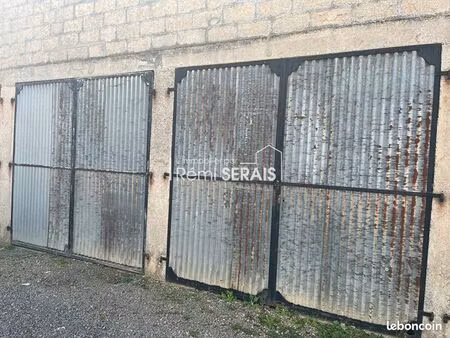 parking/box 1 pièce 34 m²