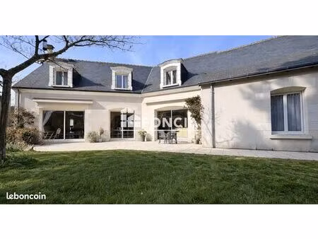 superbe villa tourangelle
