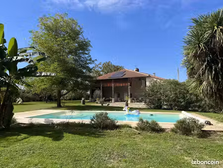 vente | maison | 8p | 5ch | 300 m² | agen | terrasse · piscine