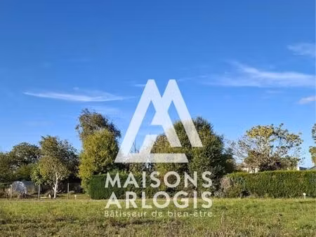 terrain 700 m² allonnes