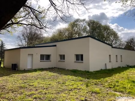 maison neuve et passive 150m2 à louer sur terrain arboré
