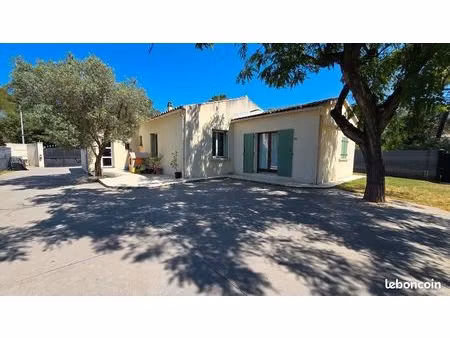 maison de charme 110m² – 3 ch – jardin 890m² & calme absolu – mornas