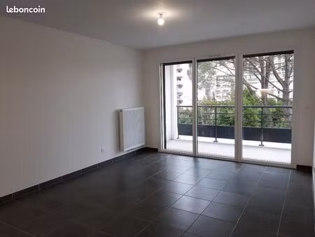 appartement 3 pièces 61 m²