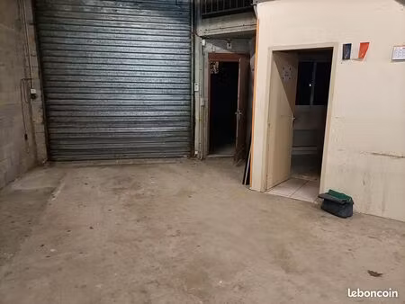 loue local de stockage et / ou professionnel de 80m² au sud de toulouse  à auzeville