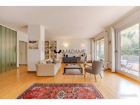 appartement 4 pièces 112 m²