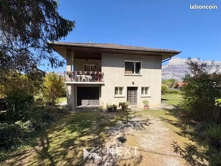 maison 6 pièces 150 m²