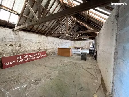 location garage / espace de stockage