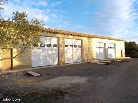 a louer batiment artisanal & commercial