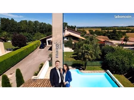 villa 4 pièces 195 m²
