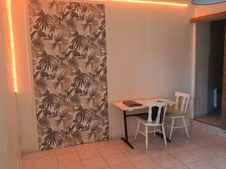 appartement rdv dans quartier calme