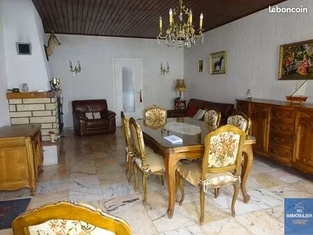 maison 6 pièces 165 m²