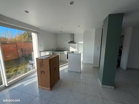 appartement type 3 avec jardin privatif